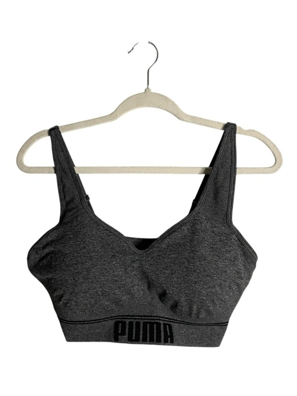 PUMA Women's Charcoal Gray Seamless Performance Wear Sports Bra